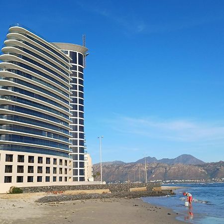 Loddey'S Self Catering Apartments - By Beach Collection Strand Eksteriør bilde
