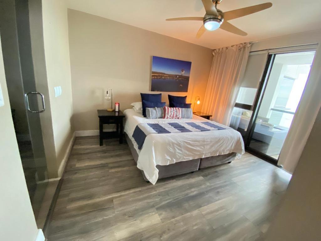 Loddey'S Self Catering Apartments - By Beach Collection Strand Eksteriør bilde