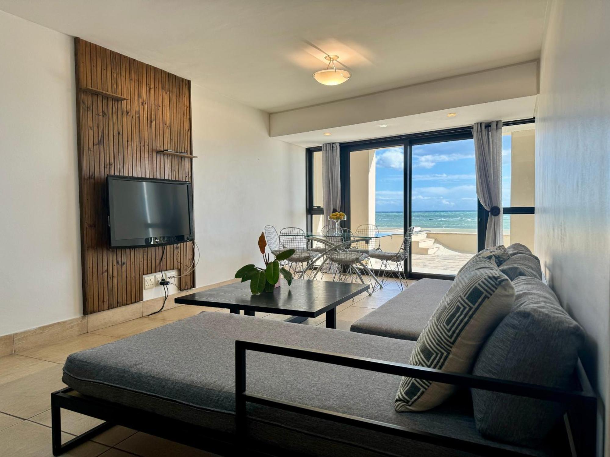 Loddey'S Self Catering Apartments - By Beach Collection Strand Eksteriør bilde